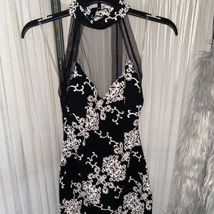 Floral Black/White Dress SMALL
